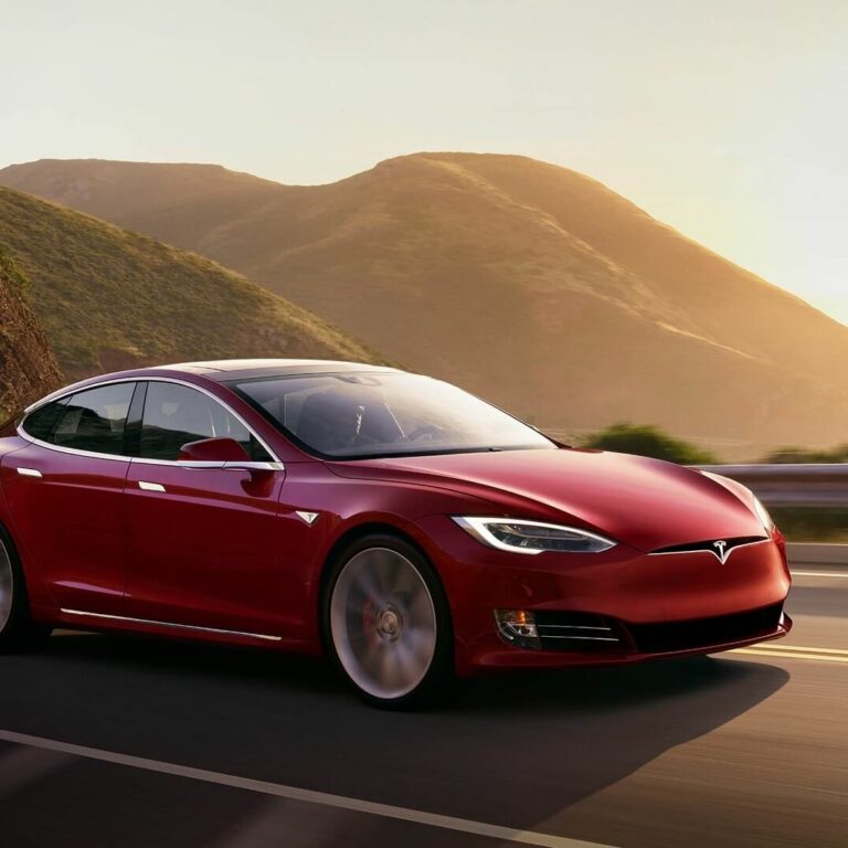 Tesla Expects To Build Well Over 1 Million Electric Cars In 2022
